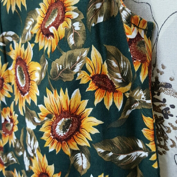 VINTAGE HANDMADE darted tank top - Picture 3 of 4